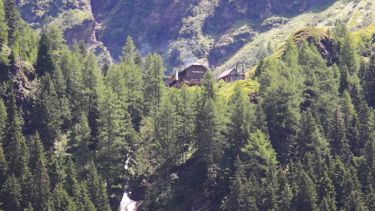 Alpine landscape along Schladminger Tauern High Trail (Ignaz-Mattis Hütte)
