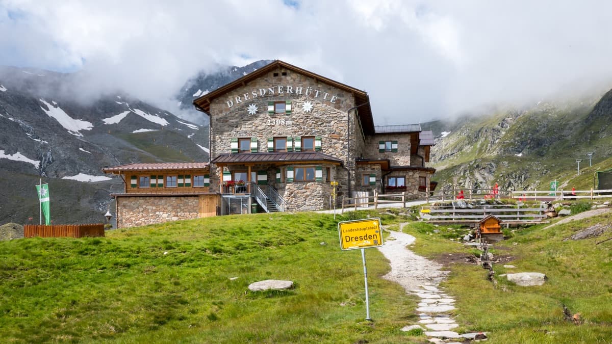 Alpine landscape along Stubaier Höhenweg